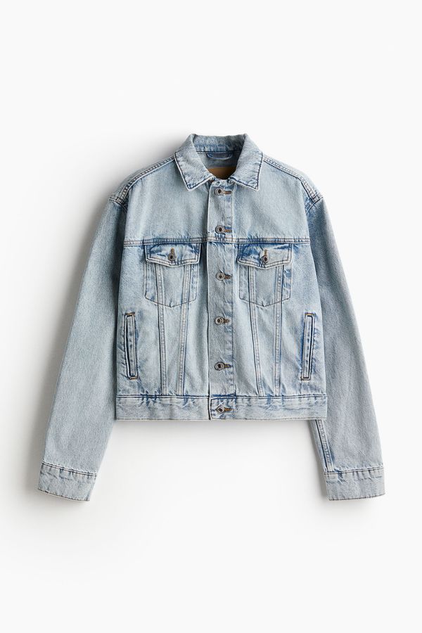 Campera de denim corta