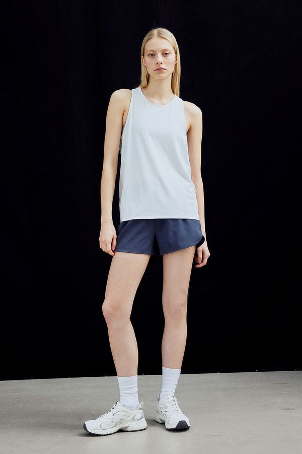 Musculosa deportiva en DryMove™